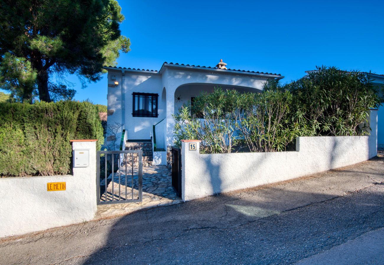 Casa en L'Escala - ALMODOVAR