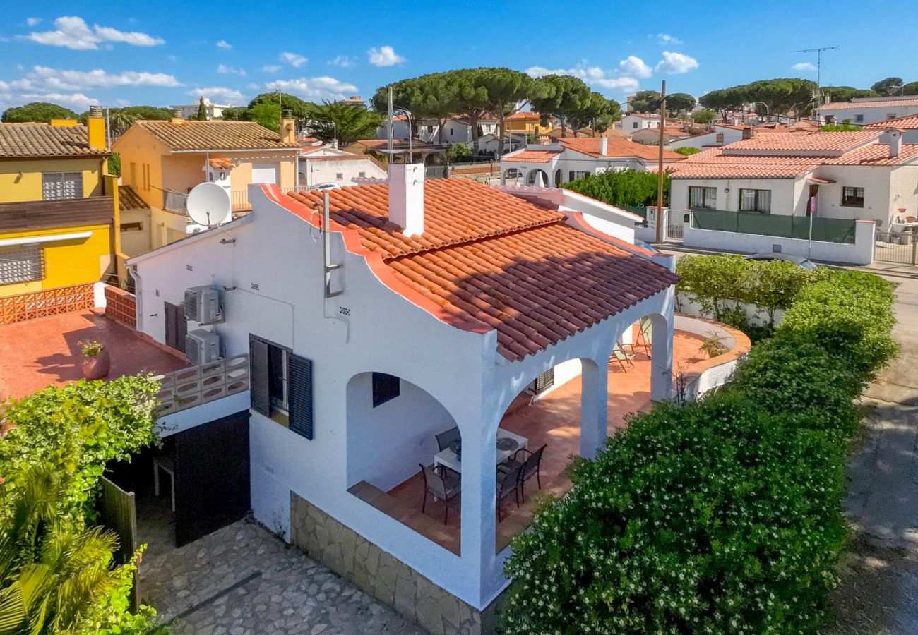 Casa en L'Escala - GINAJEFLO