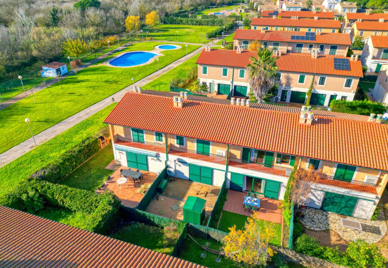 Chalet Adosado en Torroella de Montgri - MAS PINELL