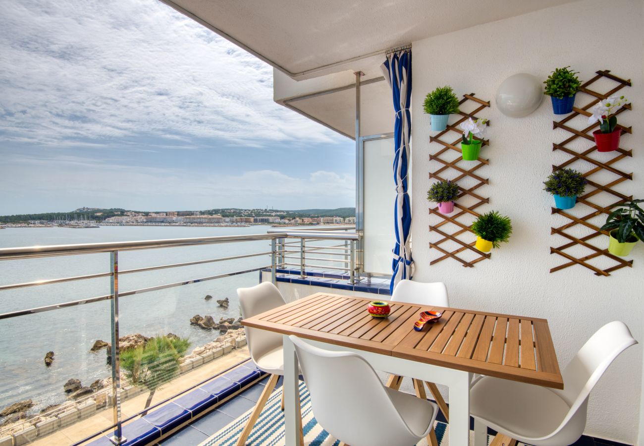 Apartamento en L'Escala - FRONTMAR BOUTIQUE