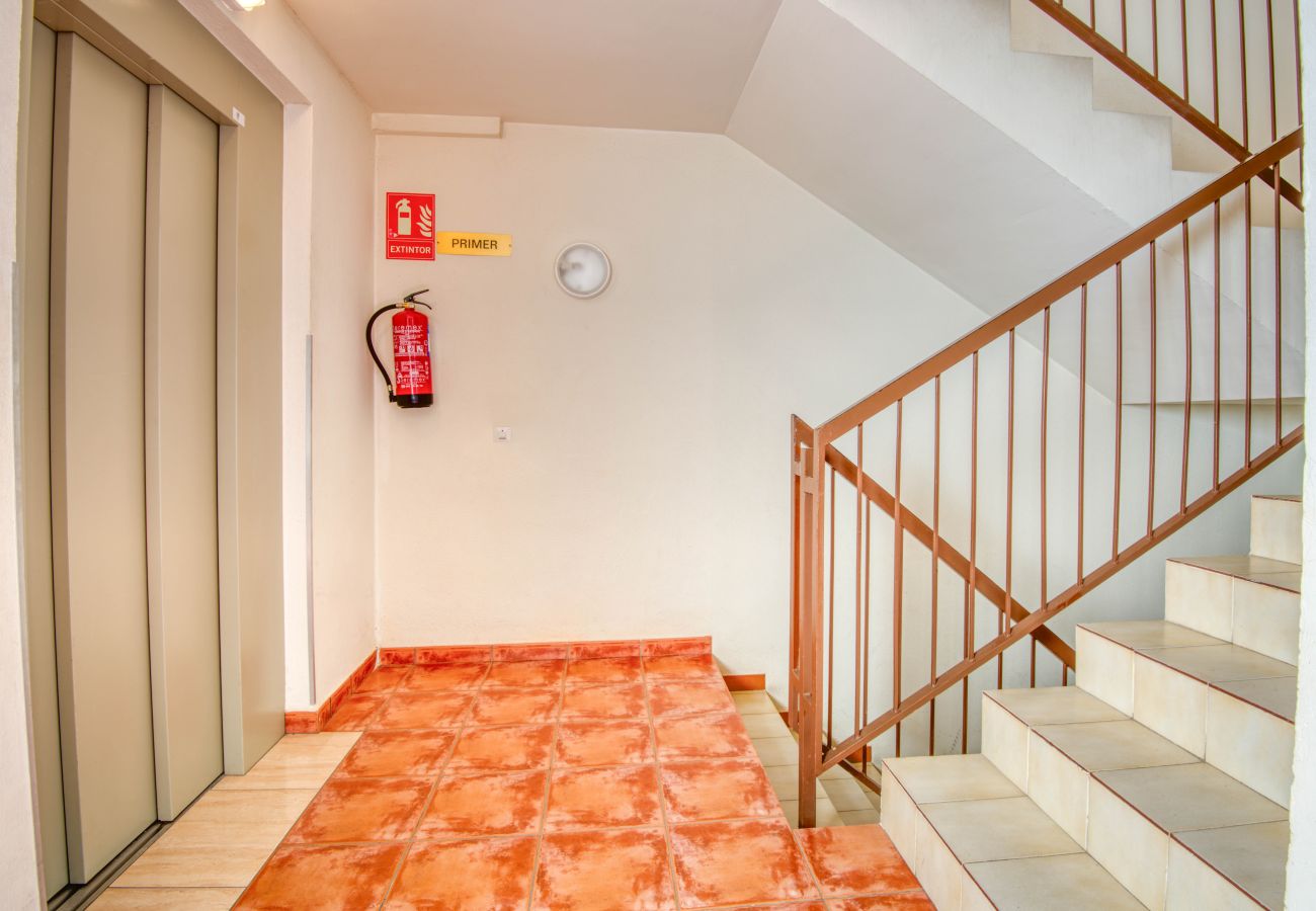 Apartment in Escala - ESCALET