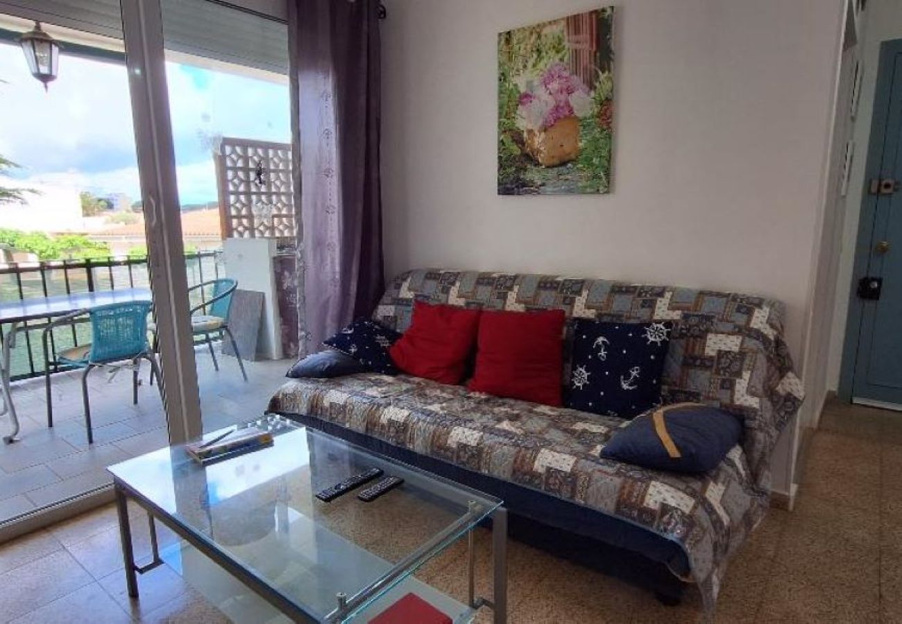 Apartment in Escala - ROMANÍ